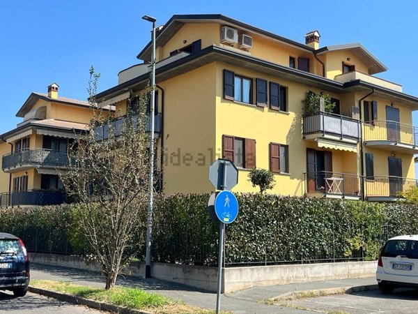 appartamento in vendita a Cardano al Campo