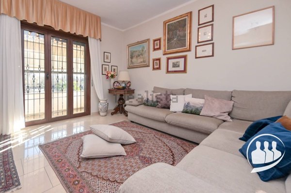 casa indipendente in vendita a Cardano al Campo