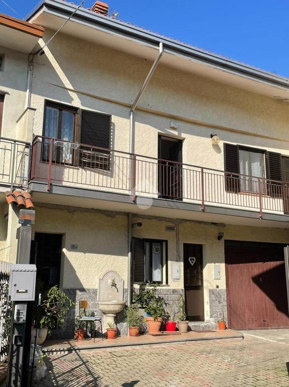 casa indipendente in vendita a Cardano al Campo