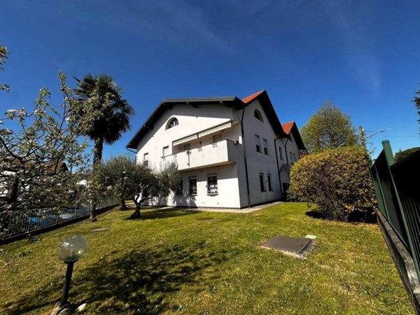 appartamento in vendita a Cardano al Campo