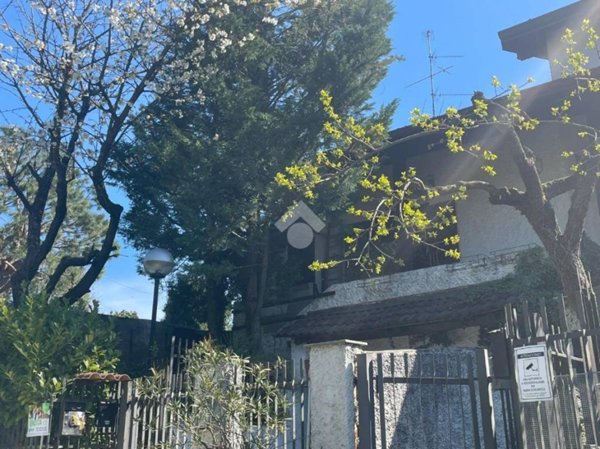 appartamento in vendita a Cardano al Campo