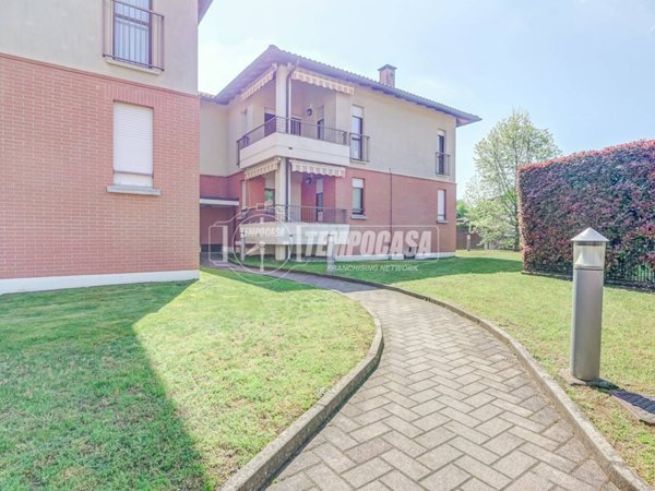 appartamento in vendita a Cardano al Campo