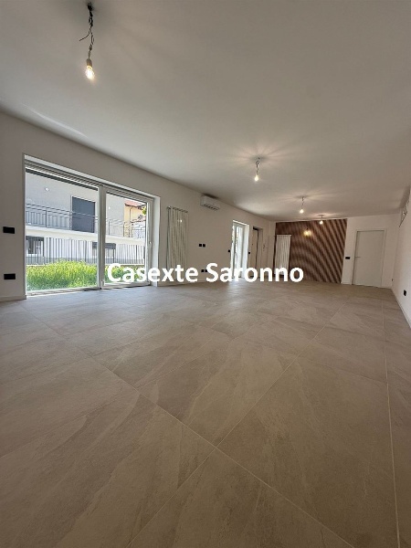 casa indipendente in vendita a Cardano al Campo