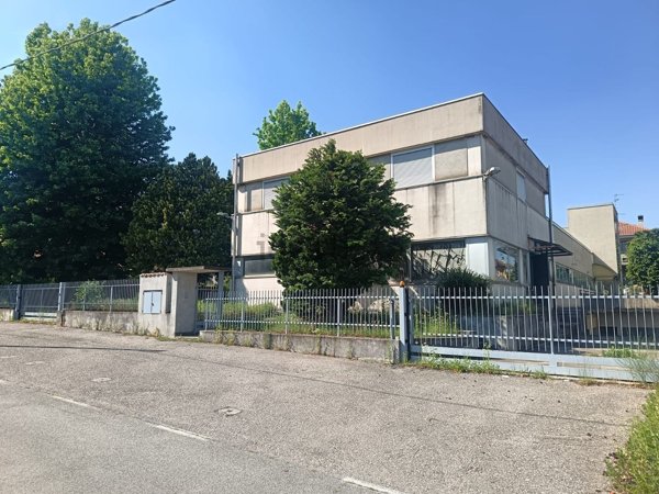appartamento in vendita a Cardano al Campo