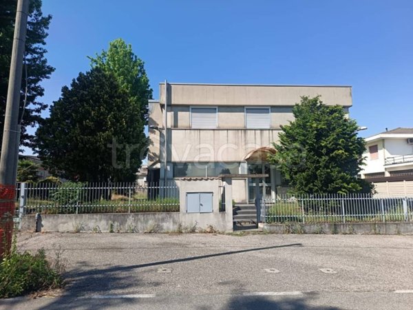 terreno edificabile in vendita a Cardano al Campo