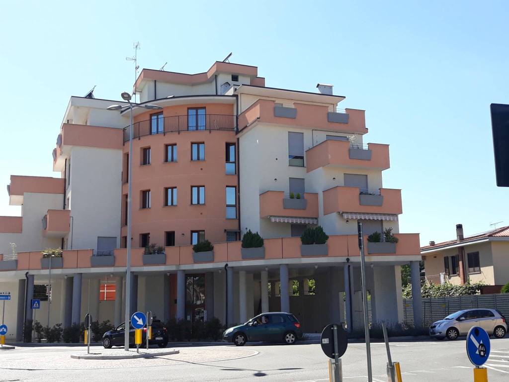 appartamento in vendita a Cardano al Campo