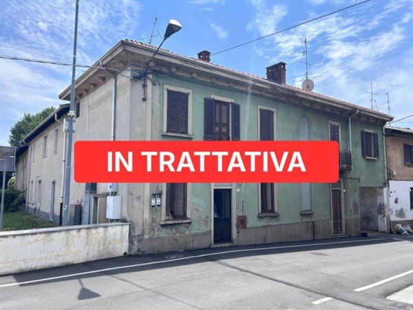 casa indipendente in vendita a Cardano al Campo