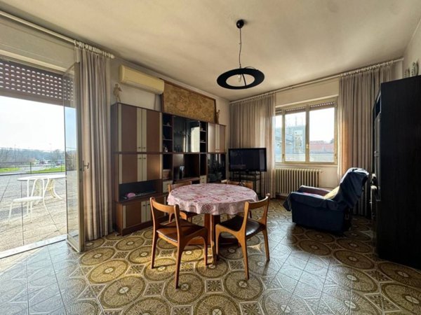 casa indipendente in vendita a Cardano al Campo
