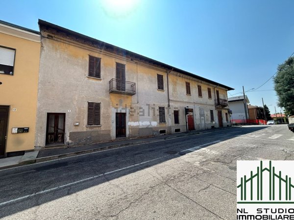casa indipendente in vendita a Cardano al Campo