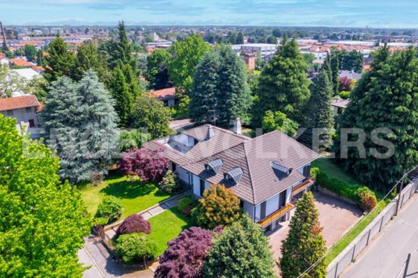 casa indipendente in vendita a Cardano al Campo