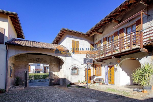 appartamento in vendita a Carnago
