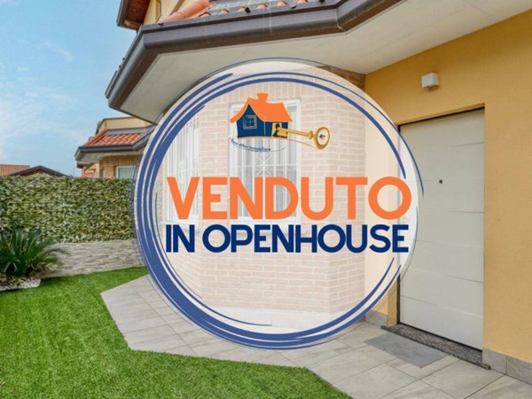 casa indipendente in vendita a Carnago