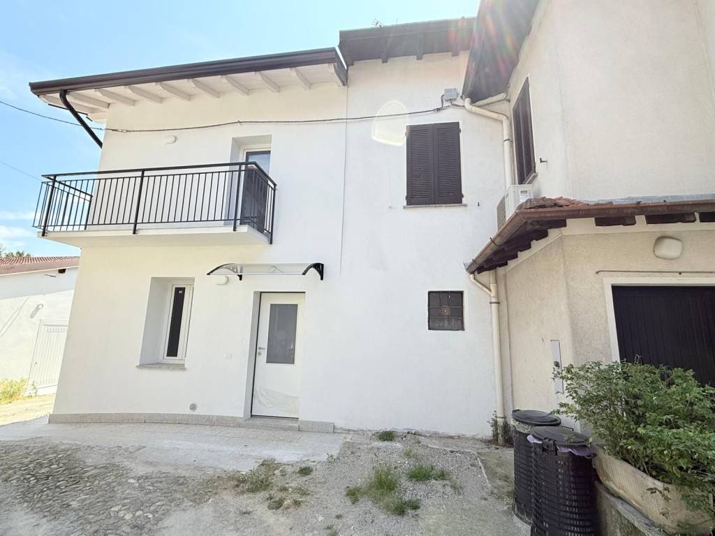 appartamento in vendita a Carnago