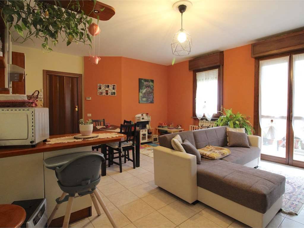 appartamento in vendita a Carnago
