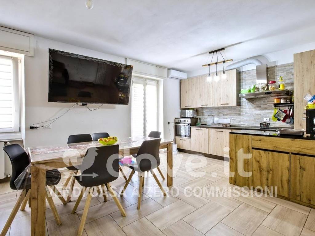 appartamento in vendita a Carnago