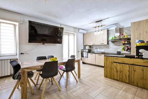 appartamento in vendita a Carnago