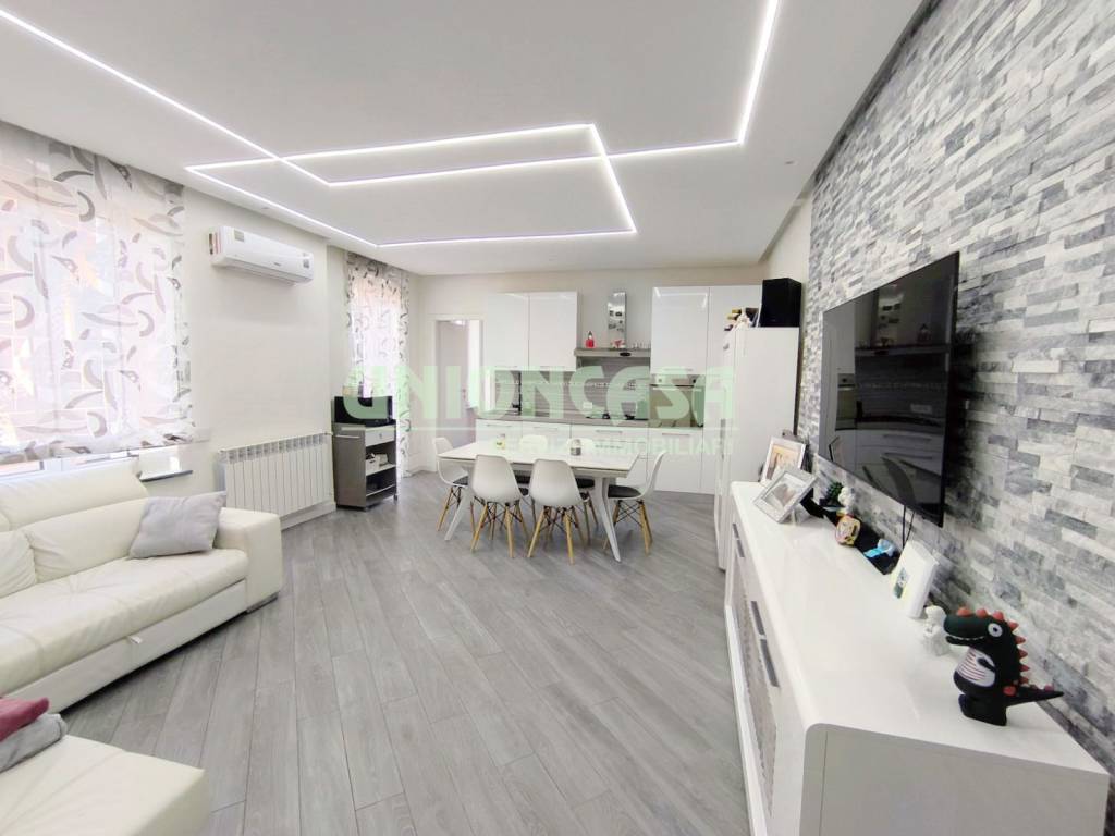 appartamento in vendita a Carnago