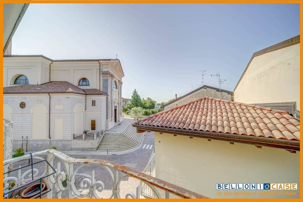 appartamento in vendita a Carnago