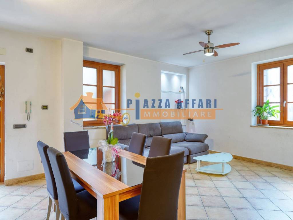 appartamento in vendita a Carnago