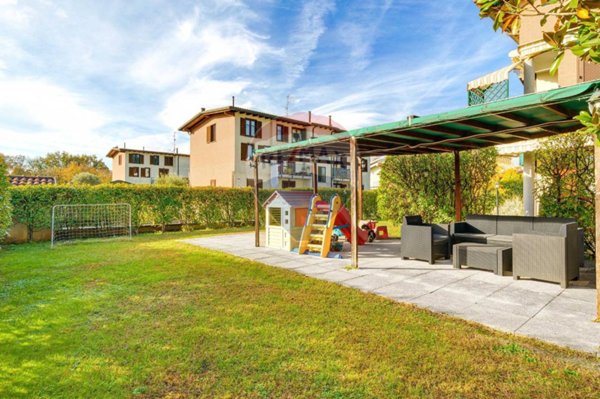 appartamento in vendita a Carnago