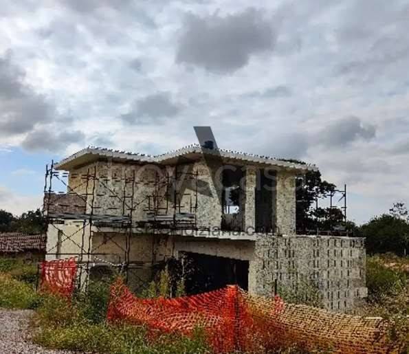 appartamento in vendita a Carnago in zona Rovate