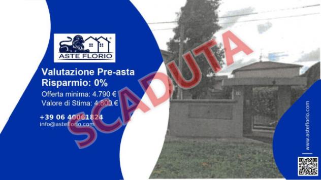 locale commerciale in vendita a Carnago