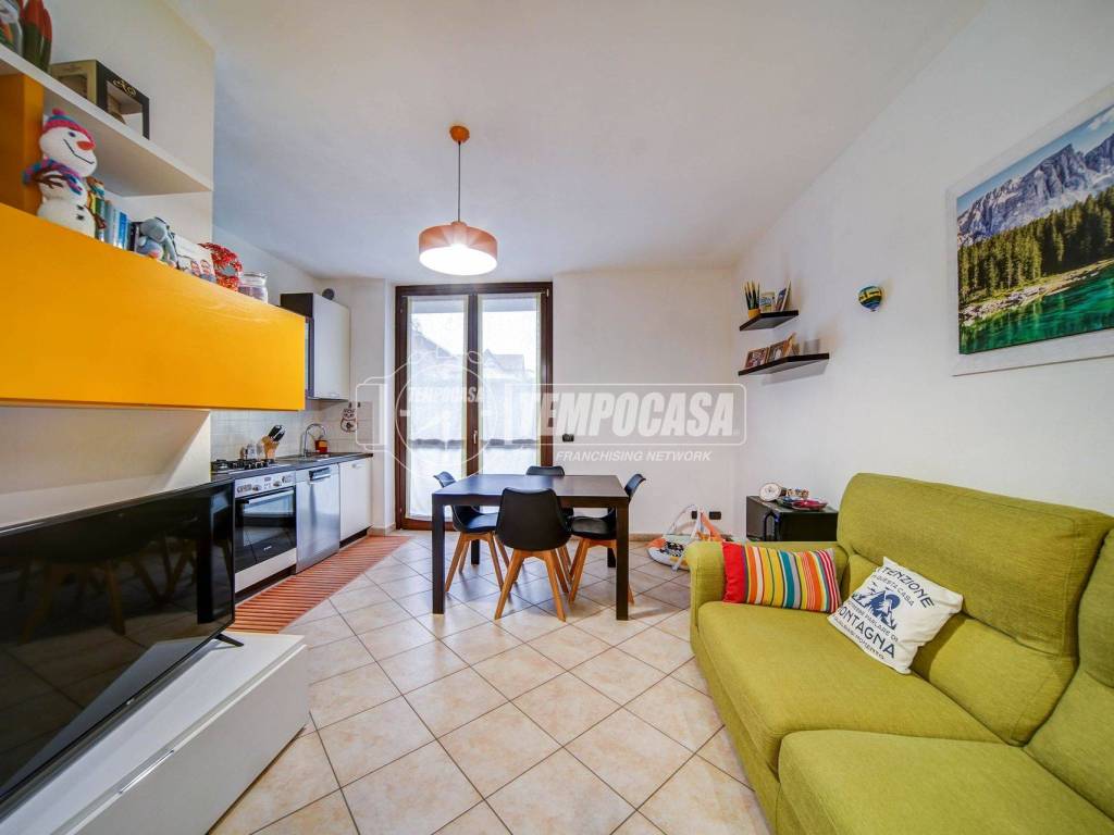 appartamento in vendita a Carnago