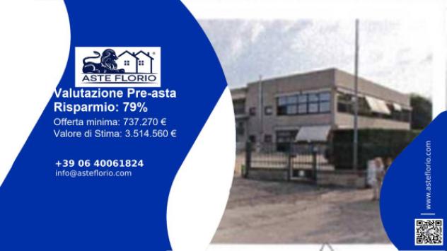 locale commerciale in vendita a Carnago