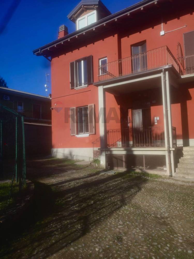 appartamento in vendita a Carnago