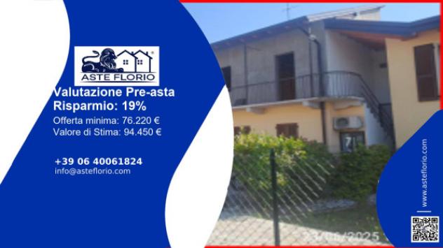 appartamento in vendita a Carnago in zona Rovate