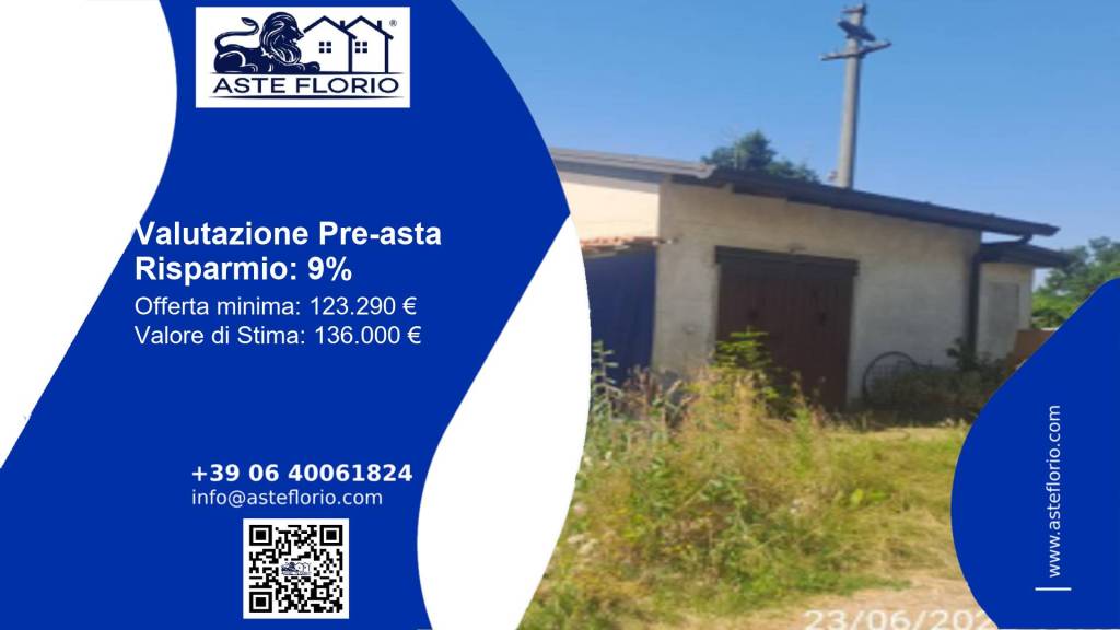 casa indipendente in vendita a Carnago in zona Rovate