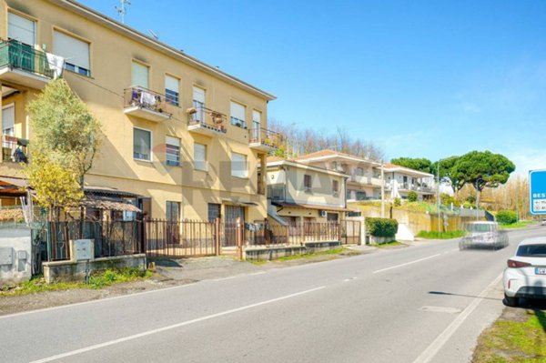 appartamento in vendita a Carnago