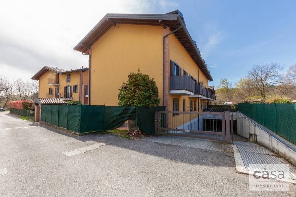 appartamento in vendita a Carnago