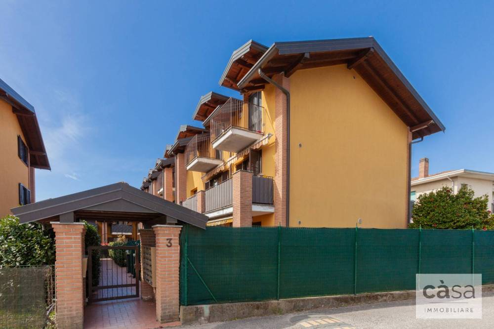 appartamento in vendita a Carnago
