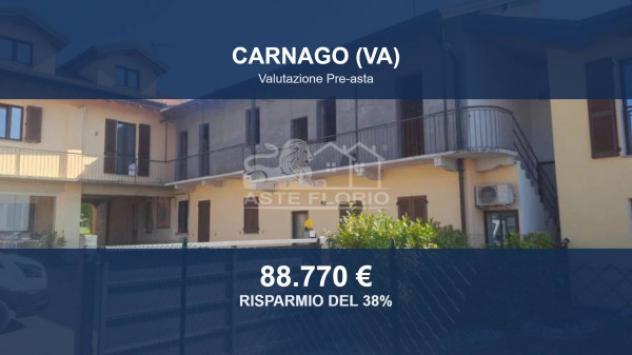 casa indipendente in vendita a Carnago in zona Rovate