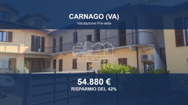 appartamento in vendita a Carnago in zona Rovate
