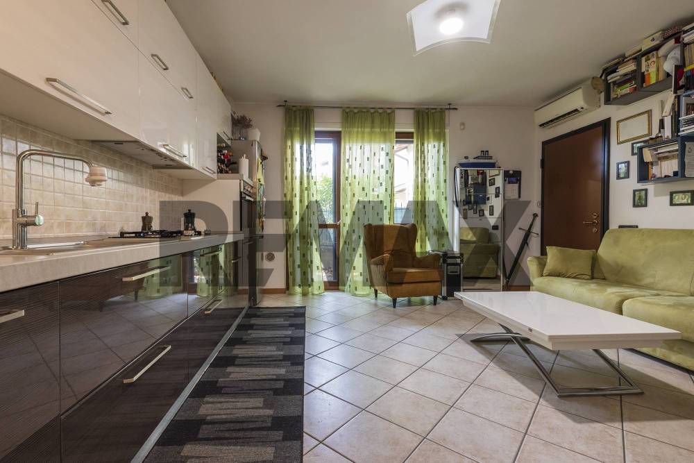 appartamento in vendita a Carnago