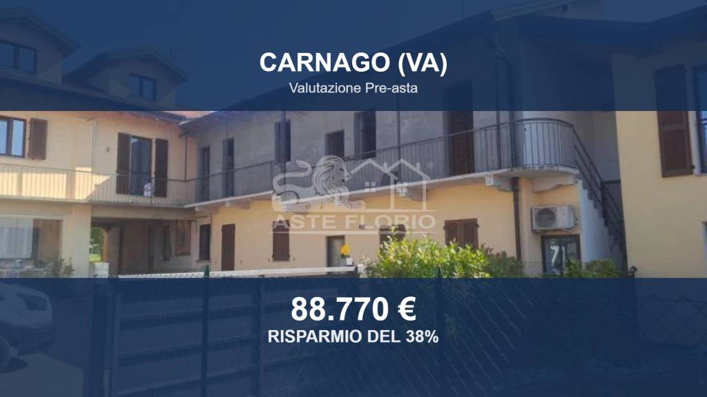 casa indipendente in vendita a Carnago in zona Rovate