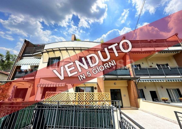 appartamento in vendita a Caronno Pertusella