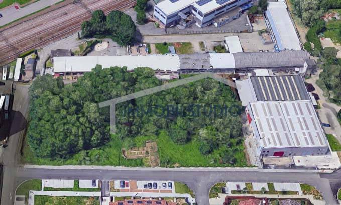 terreno edificabile in vendita a Caronno Pertusella