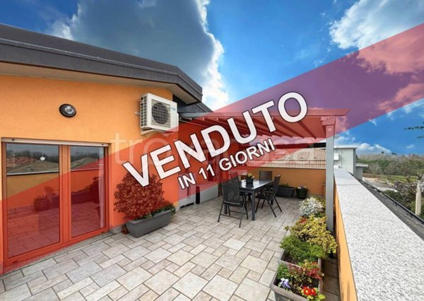 appartamento in vendita a Caronno Pertusella