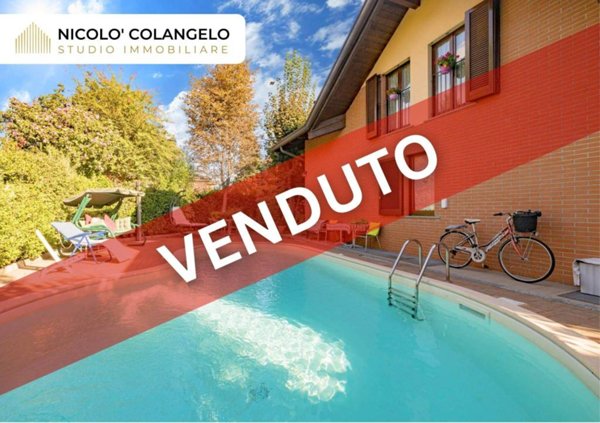 casa indipendente in vendita a Caronno Pertusella