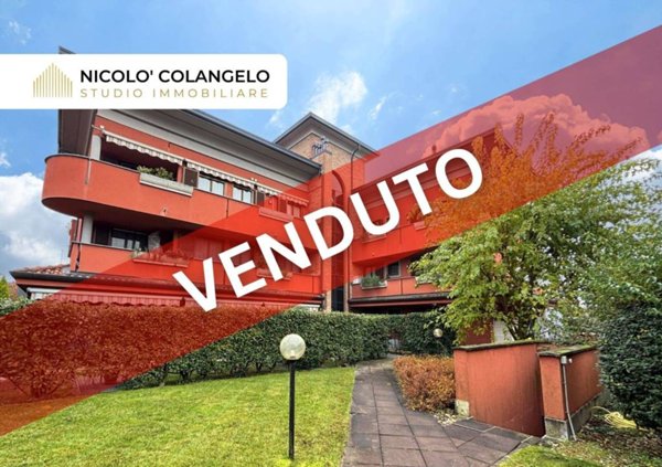 appartamento in vendita a Caronno Pertusella