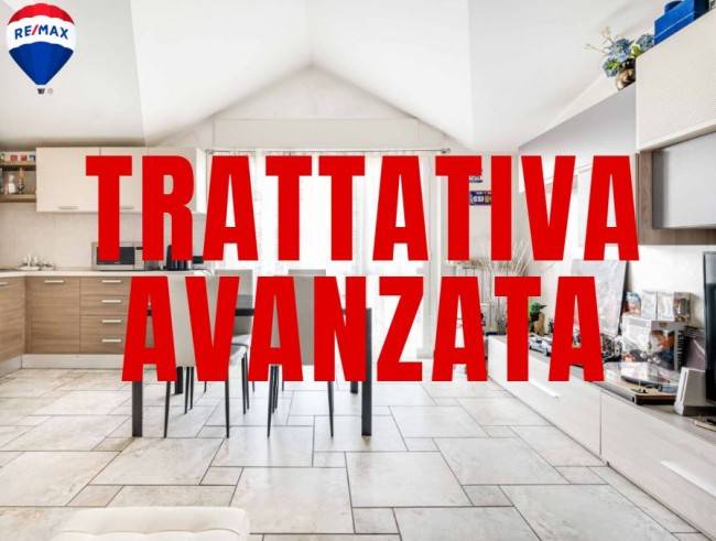 appartamento in vendita a Caronno Pertusella