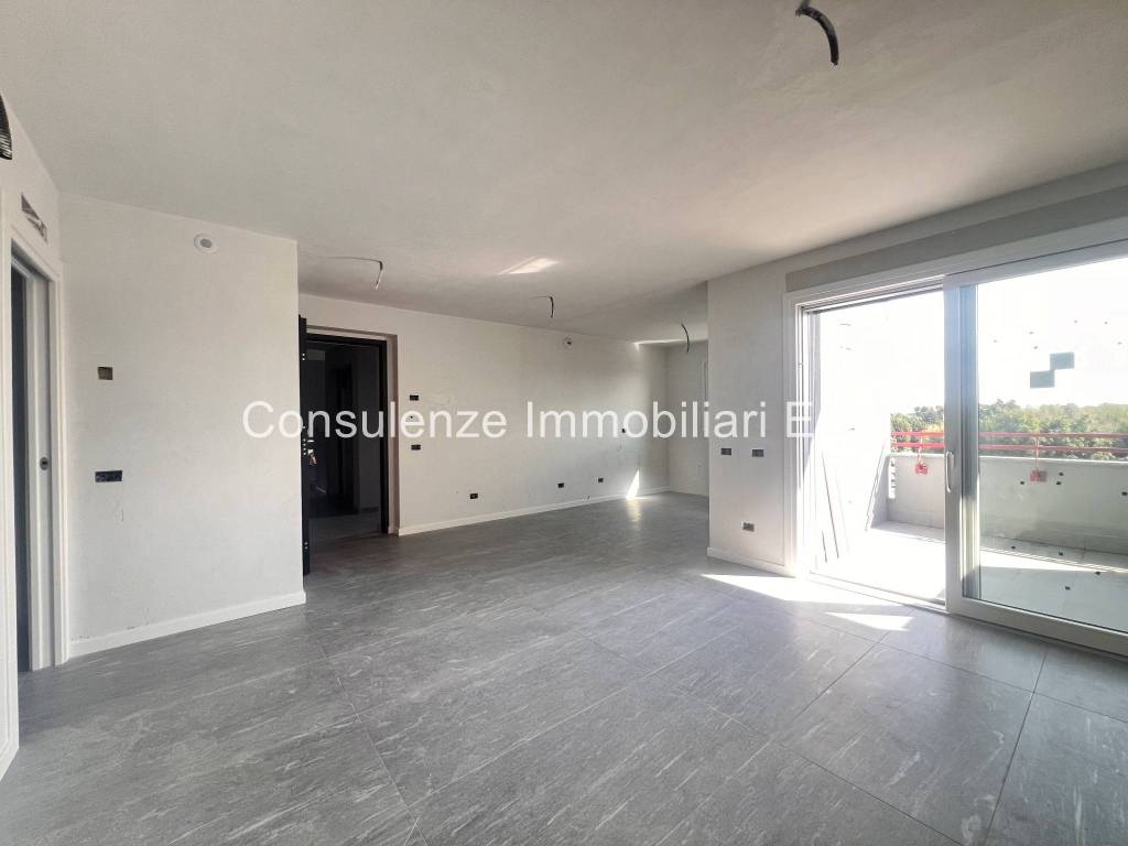 appartamento in vendita a Caronno Pertusella