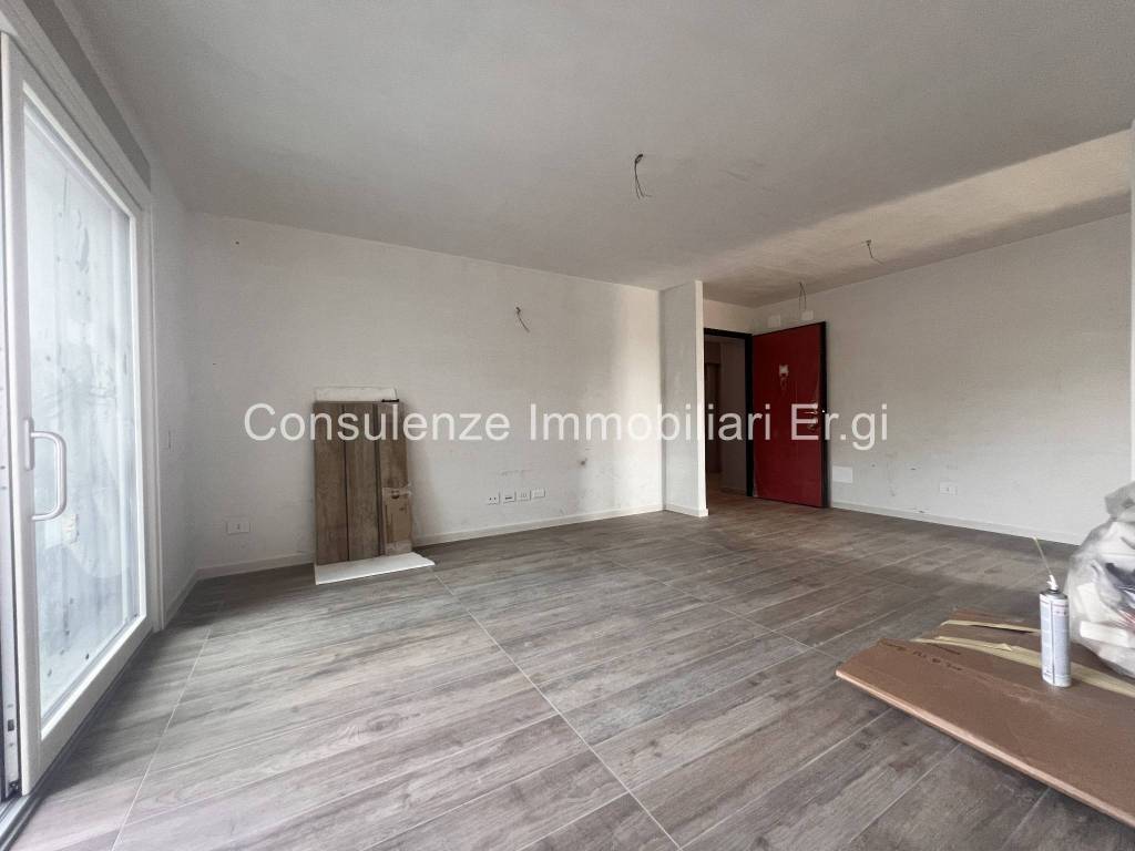 appartamento in vendita a Caronno Pertusella