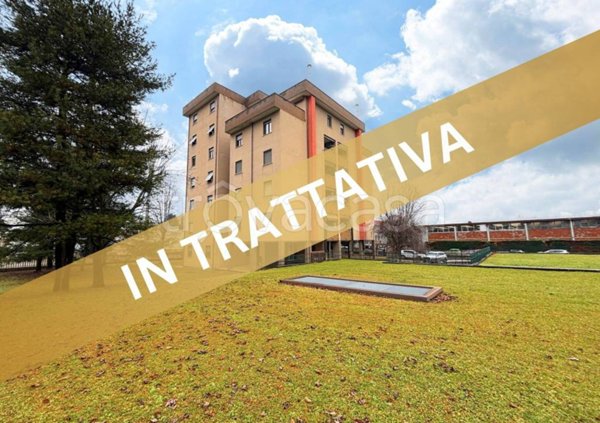 appartamento in vendita a Caronno Pertusella