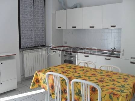appartamento in vendita a Caronno Pertusella