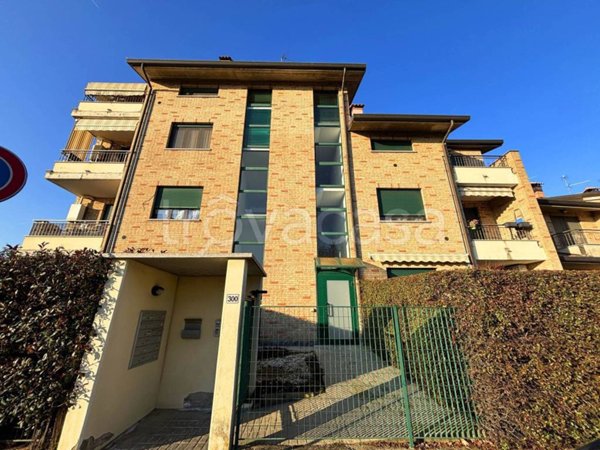 appartamento in vendita a Caronno Pertusella