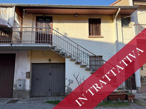 appartamento in vendita a Caronno Pertusella